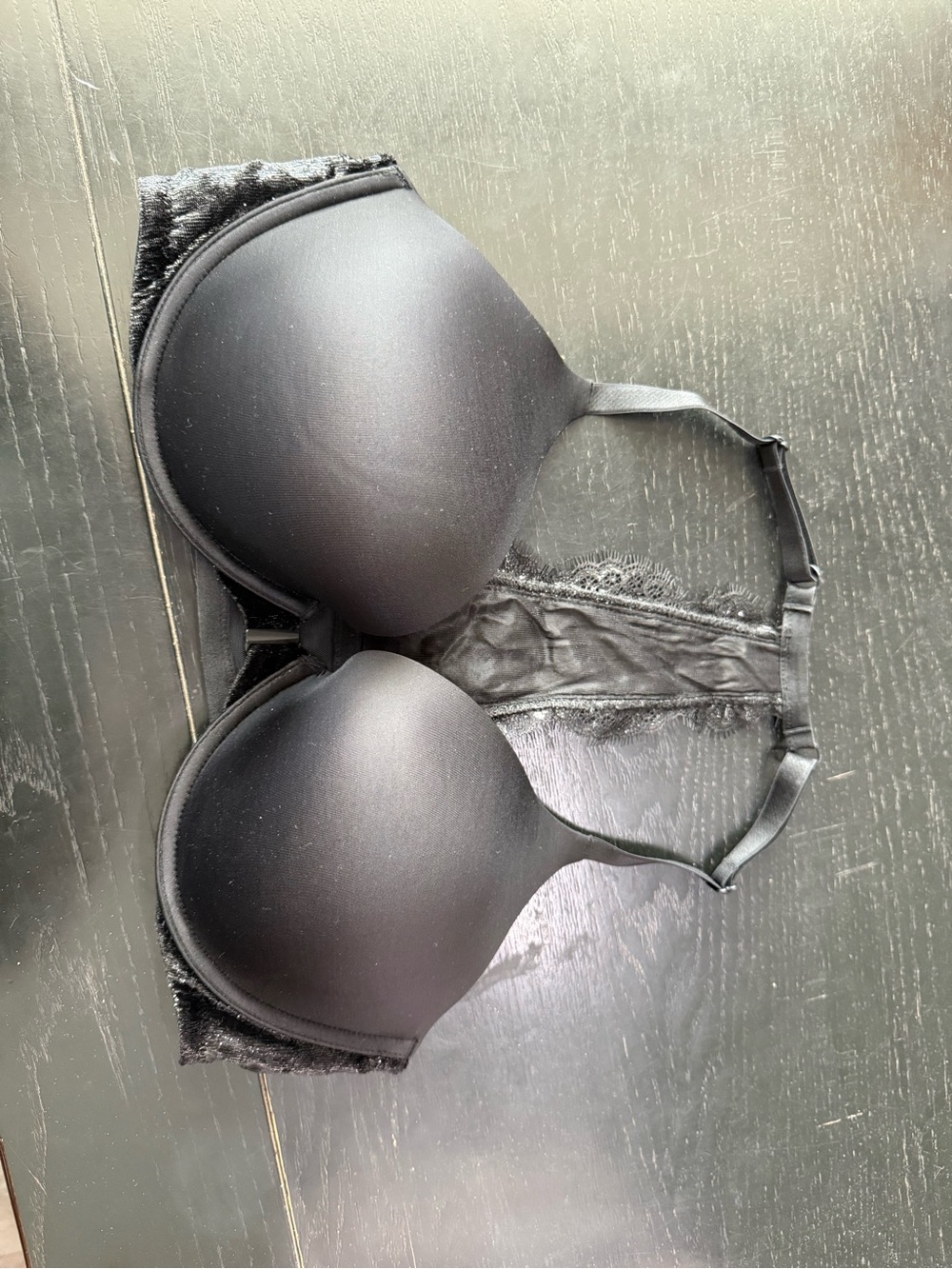 Victoria’s Secret Black Lace-Back sexy Bra - Women's Intimates